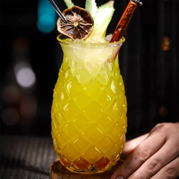 Ananas Glas – Tiki Cocktail Glazen voorbeeld